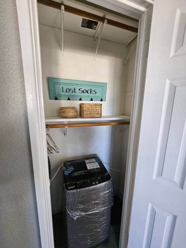 Building Photo - 96 E. Palomar