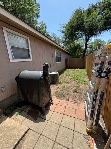 Fenced backyard - 9601 Nightjar Dr