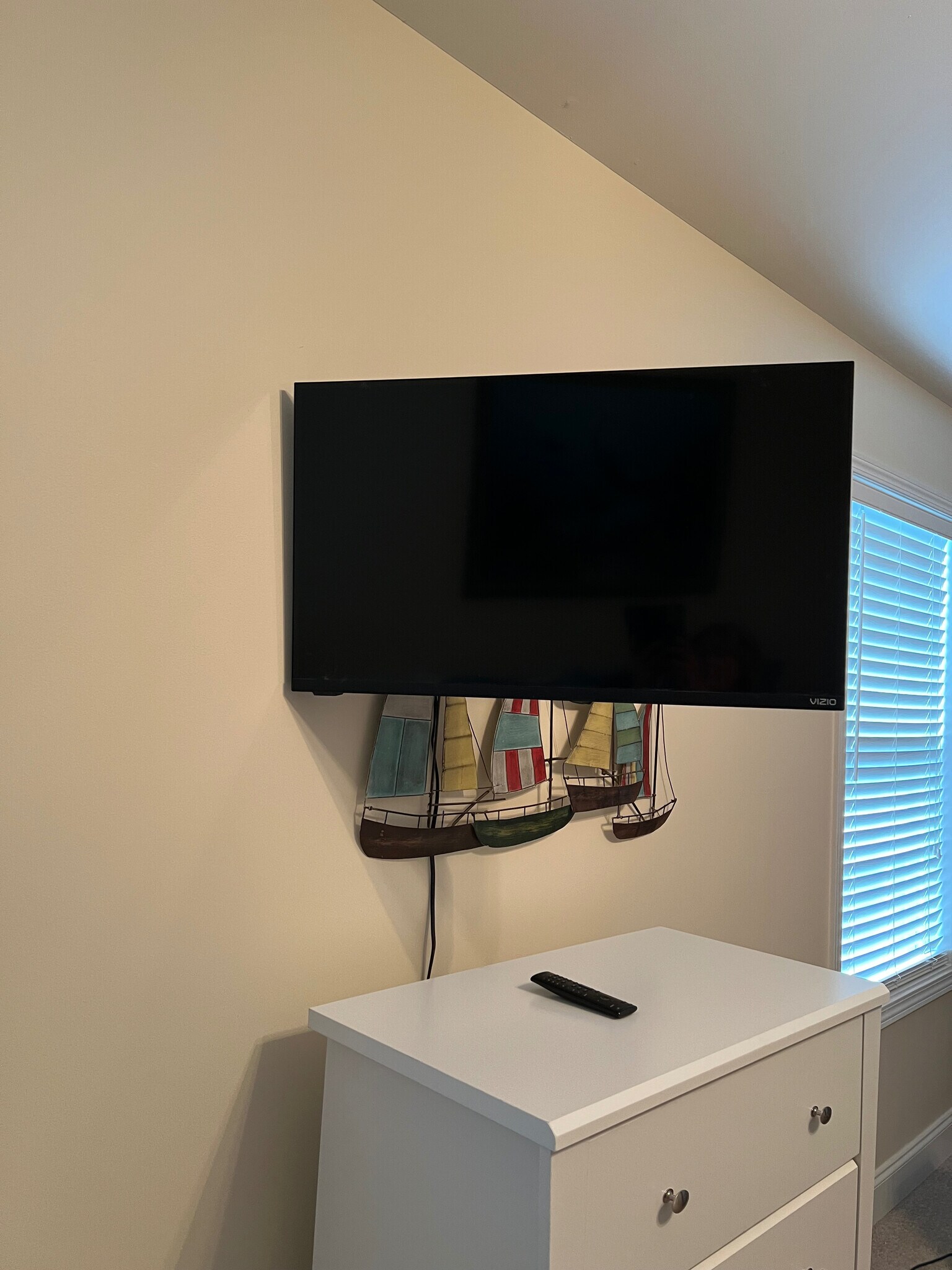 Building Photo - Room in Townhome on Derby Ct