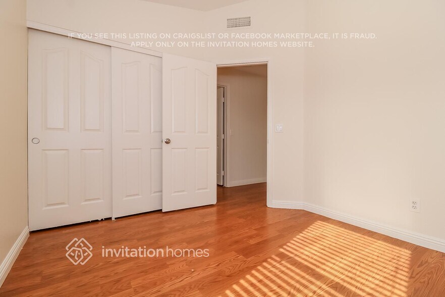Building Photo - 2449 N 125th Ln