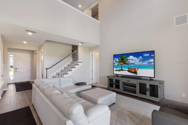 Building Photo - 9312 Tequila Sunrise Dr