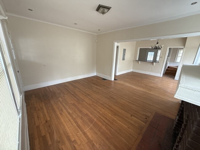 Building Photo - 780 Peeples St SW