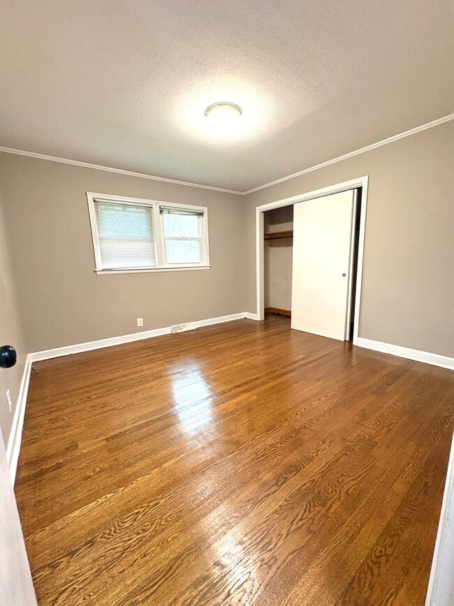 Building Photo - 1081 Ragin Ln