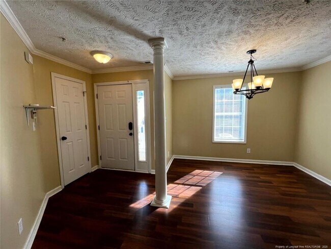 Building Photo - 372 Bubble Creek Ct