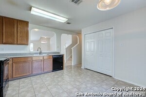 Building Photo - 1822 Goldgap Fox