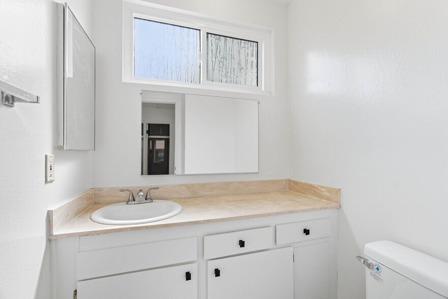 Building Photo - 10023 Sepulveda Blvd