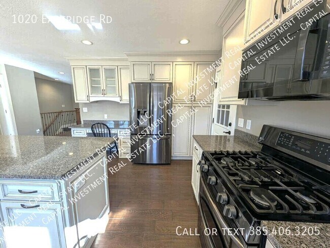 Building Photo - 1020 Eastridge Rd