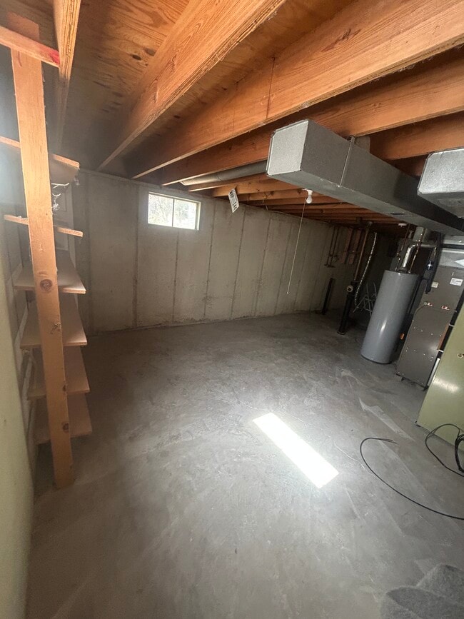Building Photo - 831 Tilbury Dr