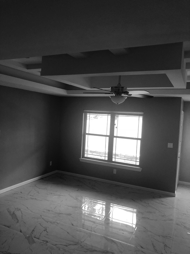 Building Photo - 1514 River Bend Dr