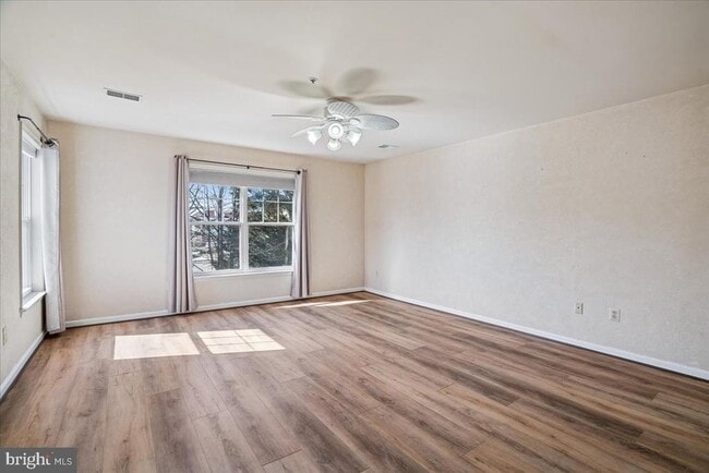 Building Photo - 2238 Merion Pond