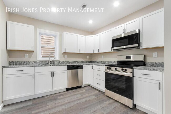 Building Photo - 267 Breckenridge-Rear Carriage