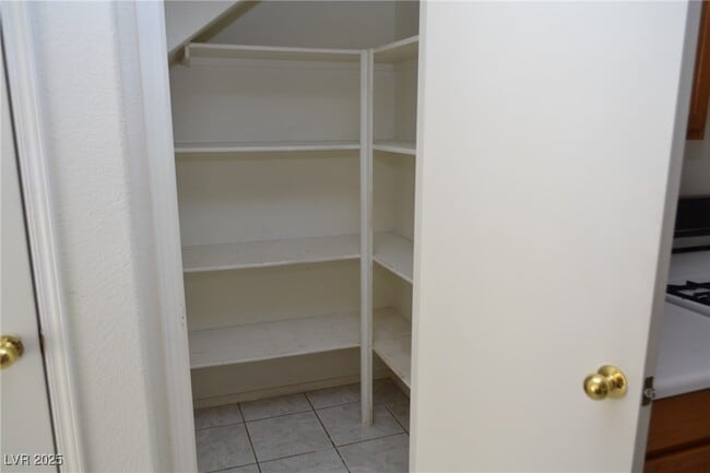 Building Photo - 3859 Starfield Ln