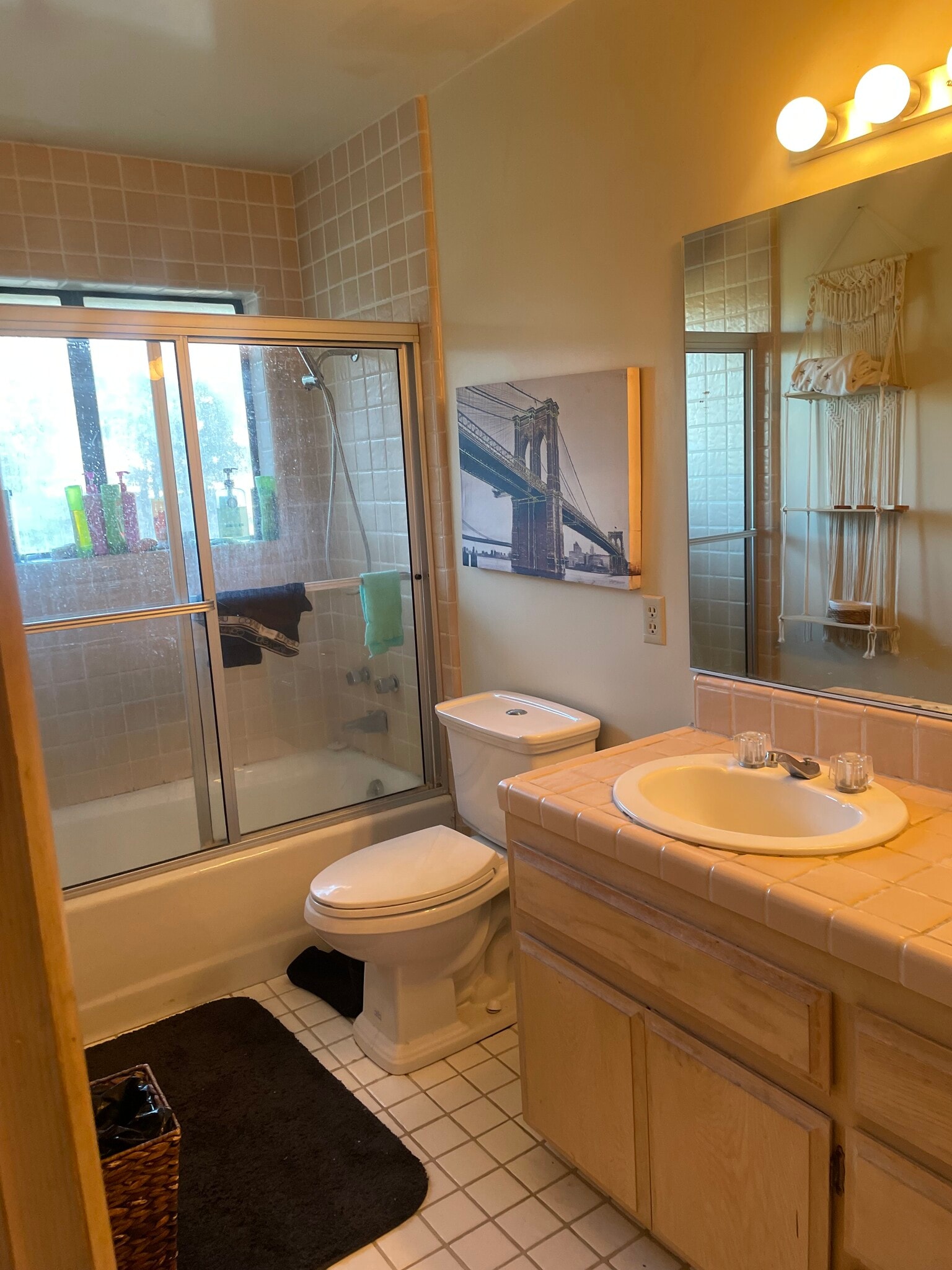 Building Photo - 5600 Market St