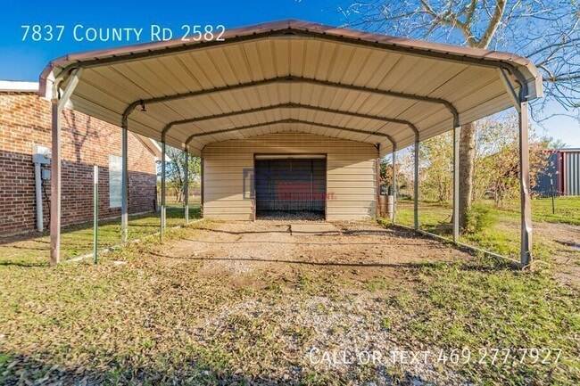 Building Photo - 7837 Co Rd 2582