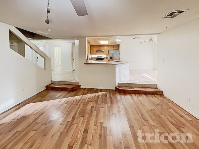 Building Photo - 10207 S Ghost Gum St