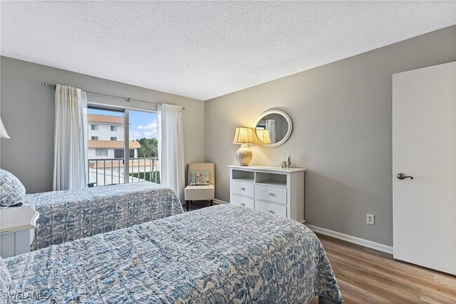 Building Photo - 3000 Gulf Shore Blvd N