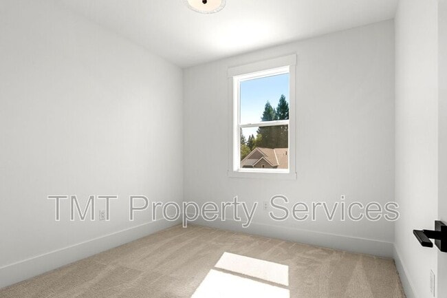 Building Photo - 6739 Micherra Cir