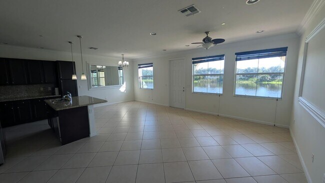 Building Photo - 4153 Cascada Cir