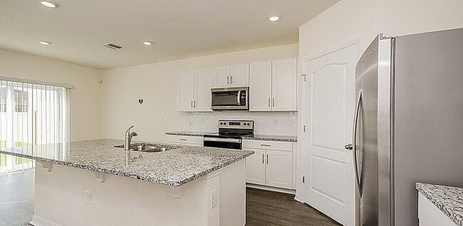 Building Photo - 2151 Ranch Side Rd