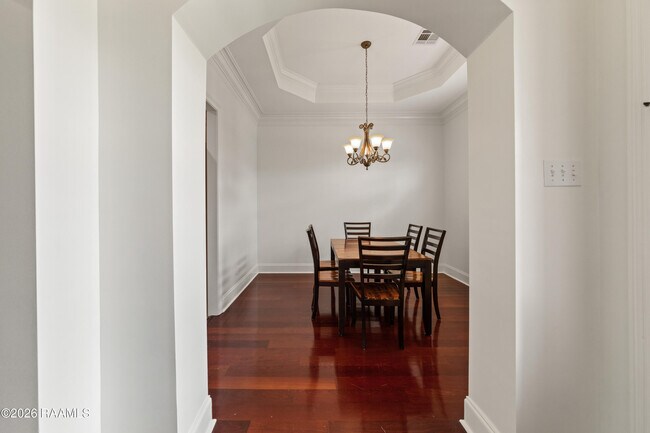 Building Photo - 100 Shumard Dr
