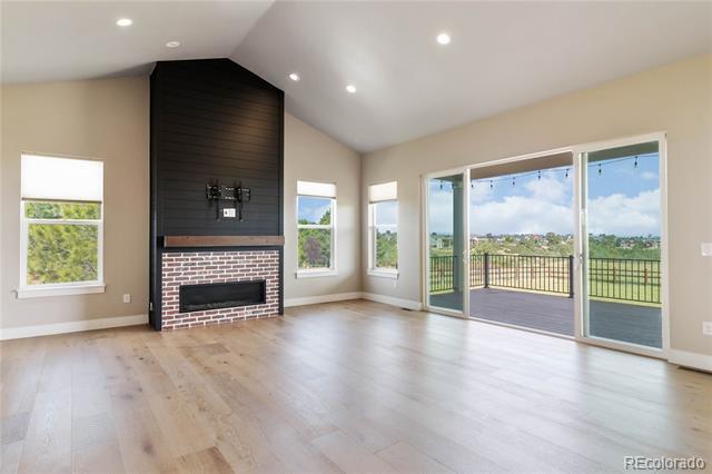 Building Photo - 2554 Eastview Dr