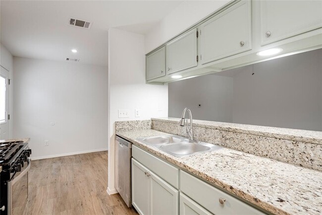 Building Photo - 6210 Buffalo Pass