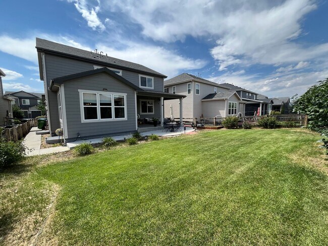 Building Photo - Beautiful Home in South Fort Collins