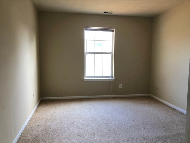 Building Photo - 1301 Whistle Town Ct