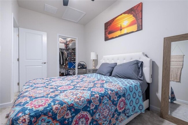 Building Photo - 605 Brickell Chase