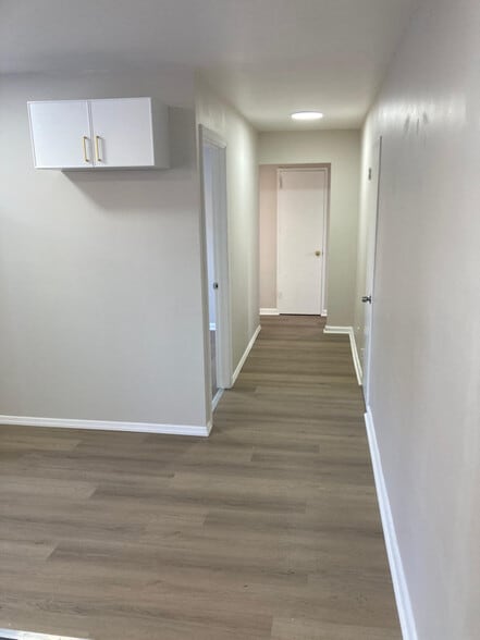 Building Photo - 44 Irving St