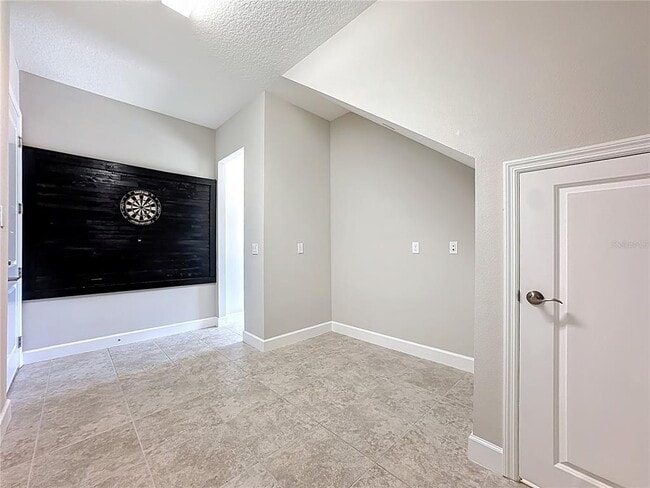 Building Photo - 13909 Milstein Ln