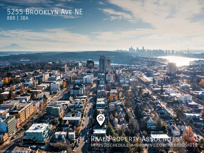 Building Photo - 5255 Brooklyn Ave NE