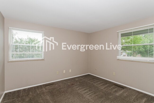 Building Photo - 5862 Brandt Pike