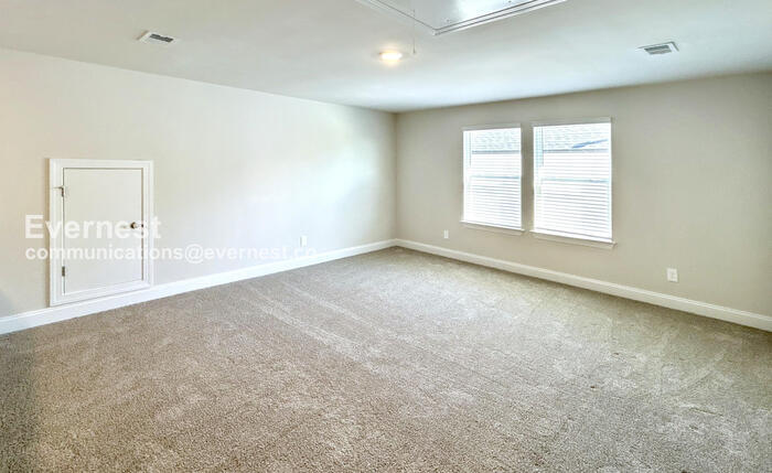 Building Photo - 4597 Winslet Dr