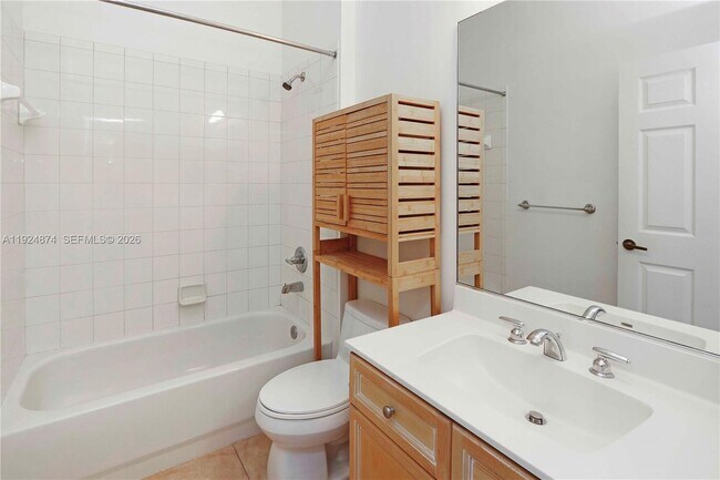 Building Photo - 1923 Harbor View Cir