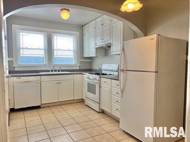 Building Photo - 2133 N Division St