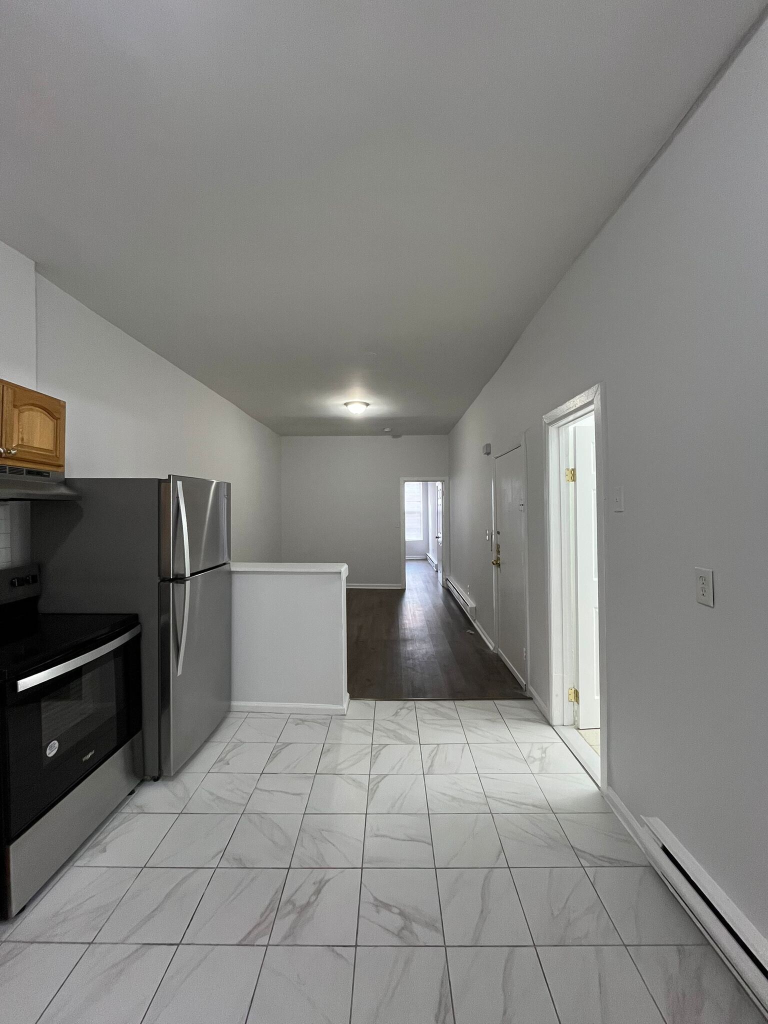 Building Photo - 366 Forrest St