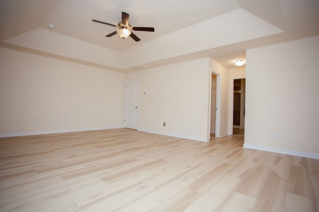 Building Photo - 6469 Panasa Ct