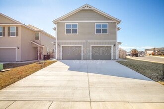 Building Photo - 7523 Gramercy Wy