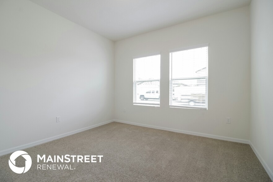 Building Photo - 2837 Neverland Dr