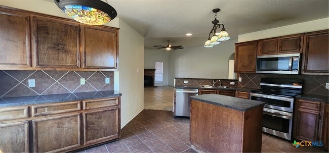 Building Photo - 4209 Maid Marian Cir