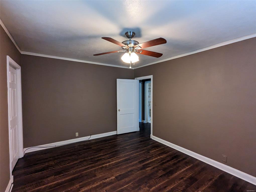 Building Photo - 101 Oak Forest Dr