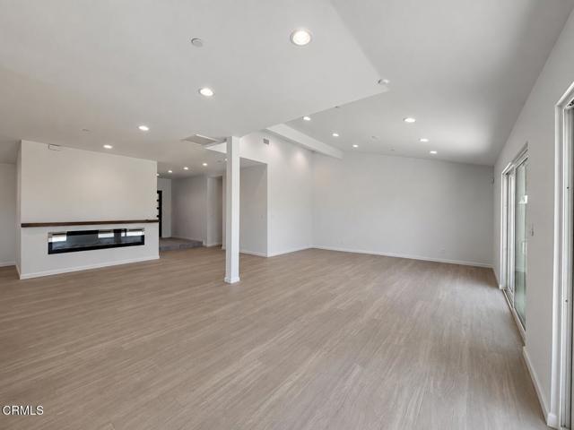 Building Photo - 2230 Sherwood Pl