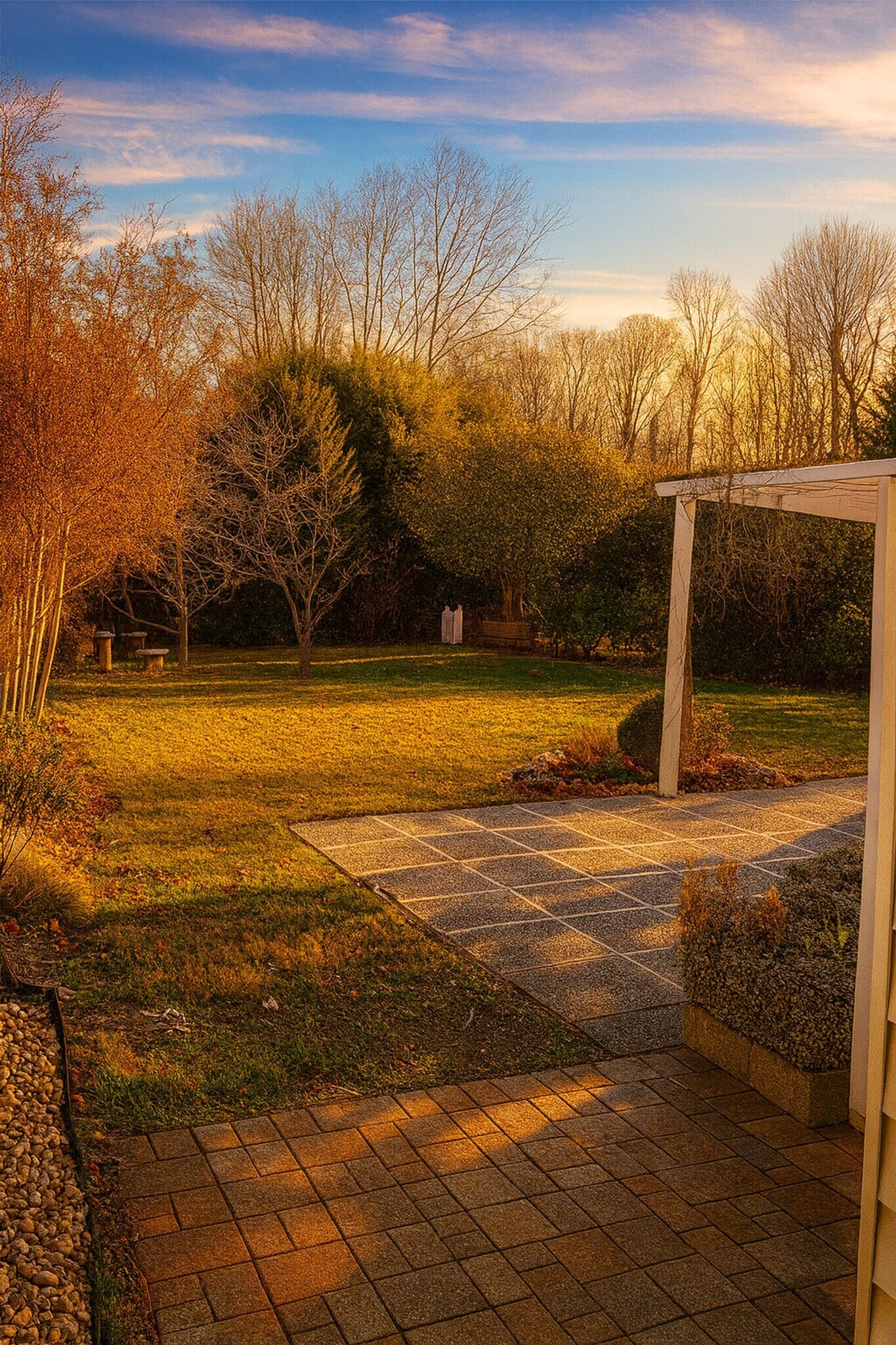 Building Photo - 2028 Pimmit Dr