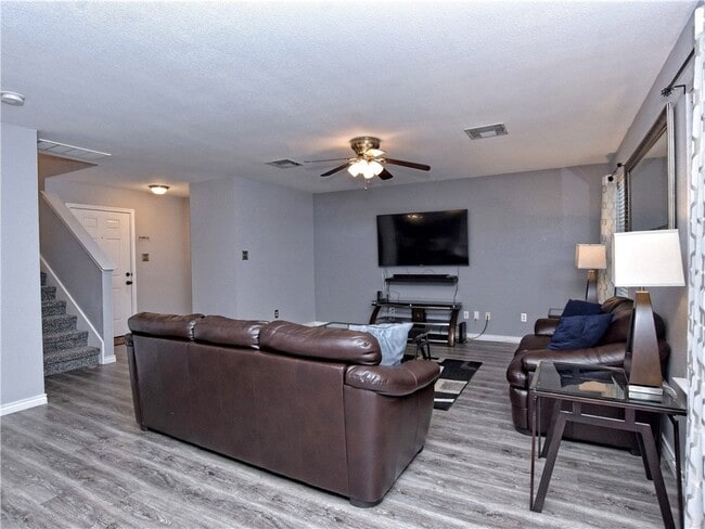 Building Photo - 251 Black Forest Rd