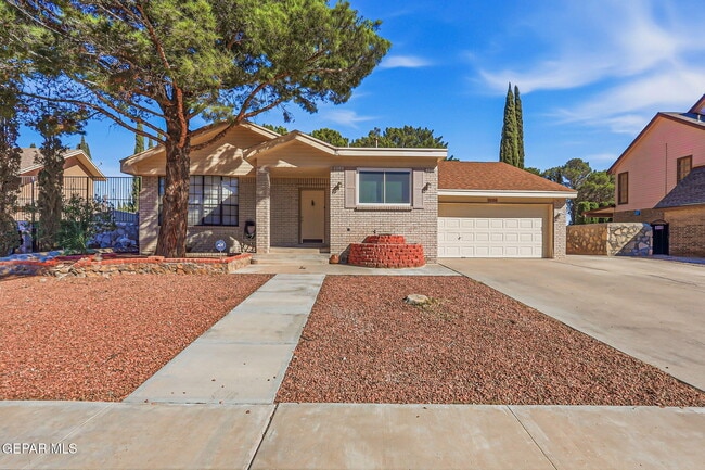 Building Photo - 2356 Juliette Low Dr