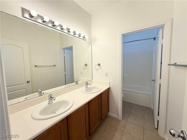 Building Photo - 10746 Palliser Bay Dr