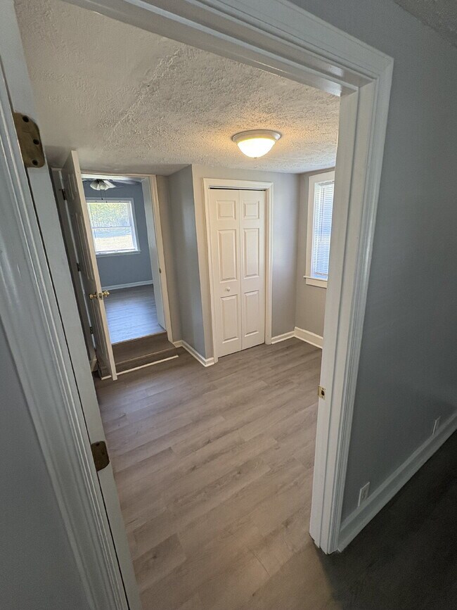 Building Photo - Charming 2-Bedroom Duplex Retreat on Mcgah...
