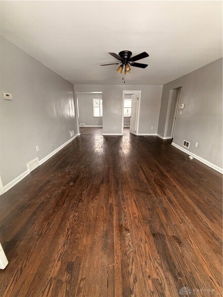 Building Photo - 5401 Newfield Ave