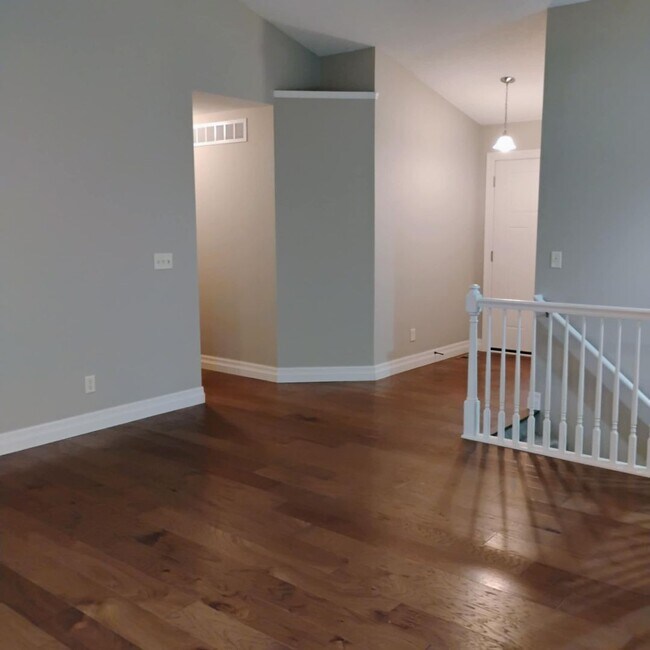 Building Photo - 1818 N Nickelton Ct